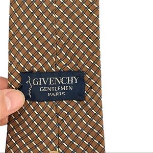 GIVENCHY  100% silk Tie